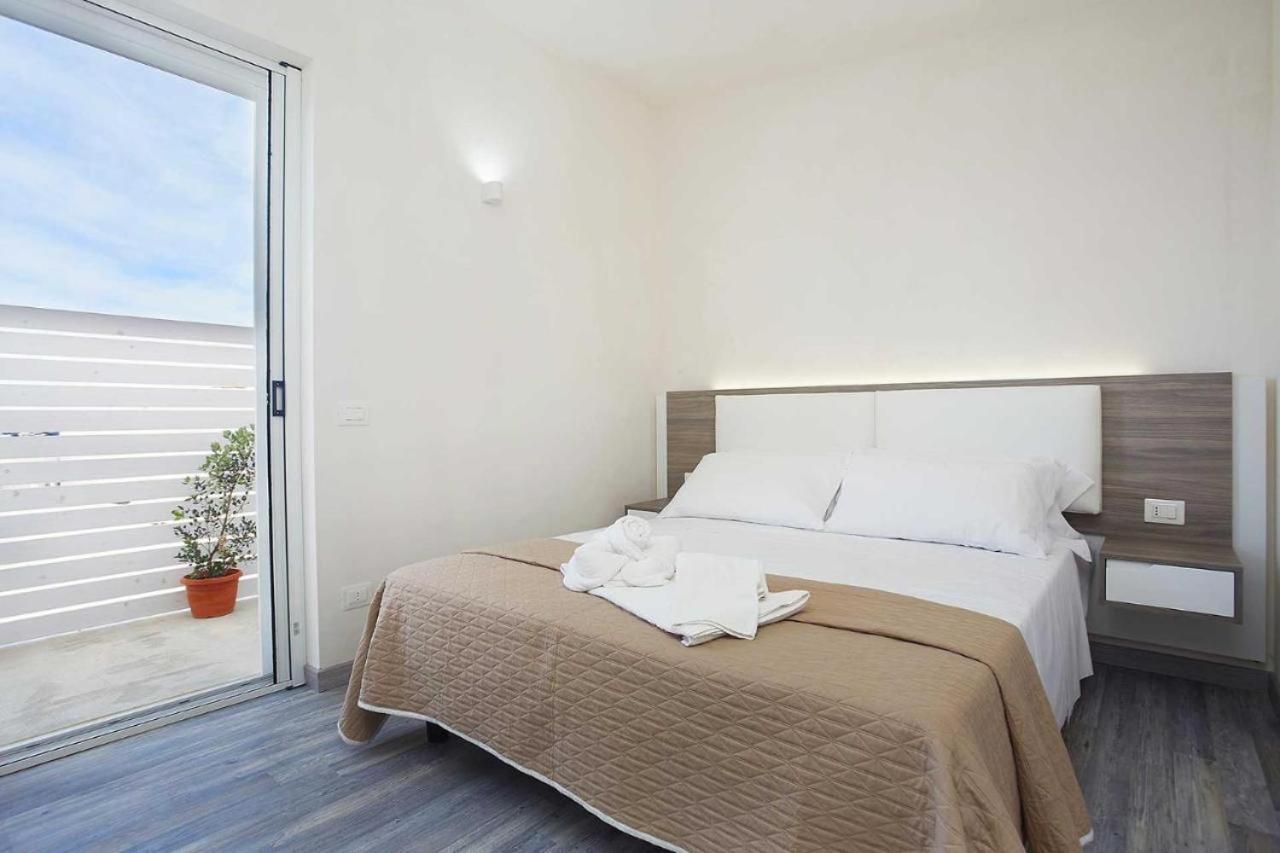Stabilimento Lido Burrone Bed and Breakfast Φαβινιάνα Εξωτερικό φωτογραφία