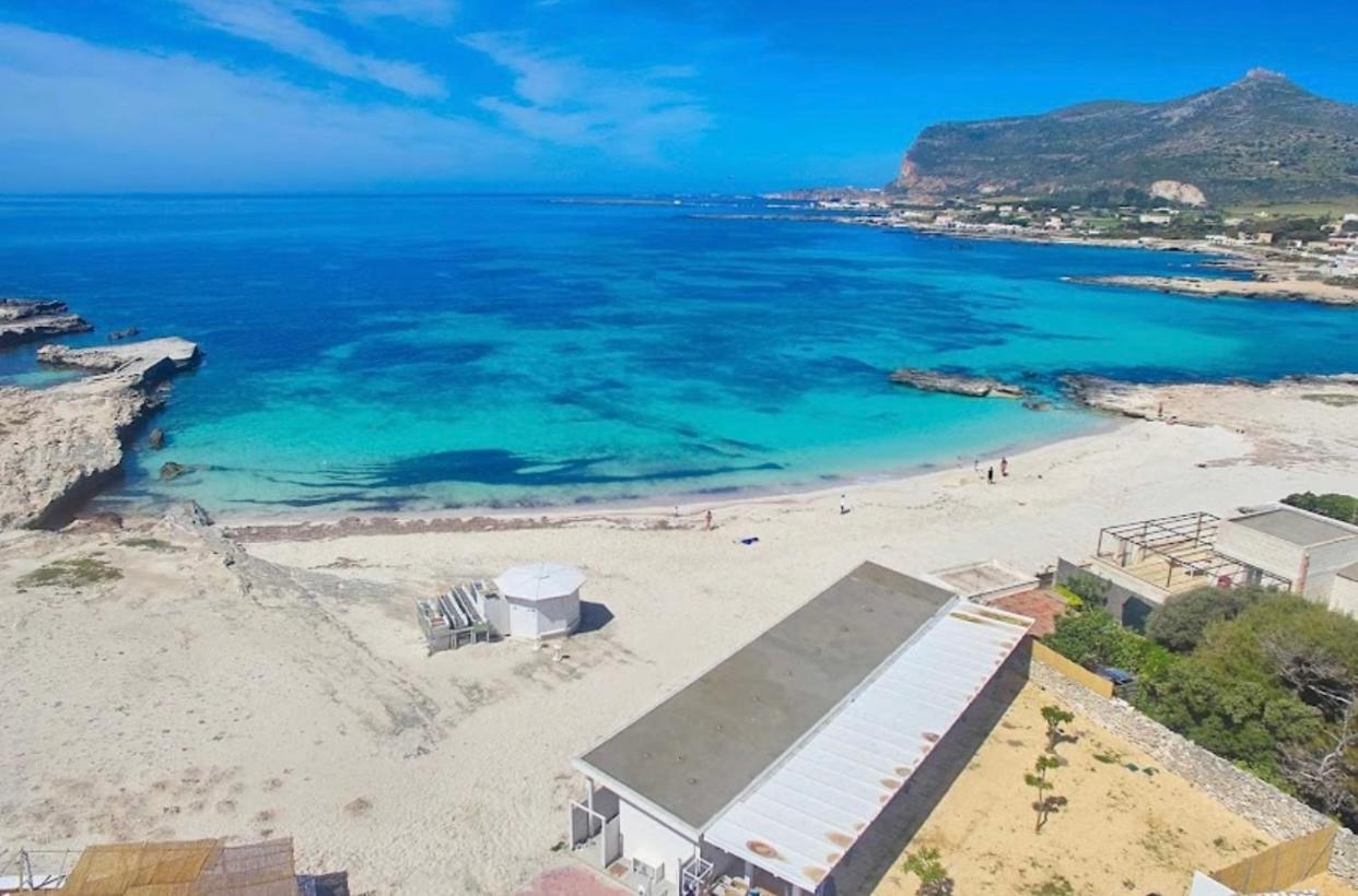 Stabilimento Lido Burrone Bed and Breakfast Φαβινιάνα Εξωτερικό φωτογραφία