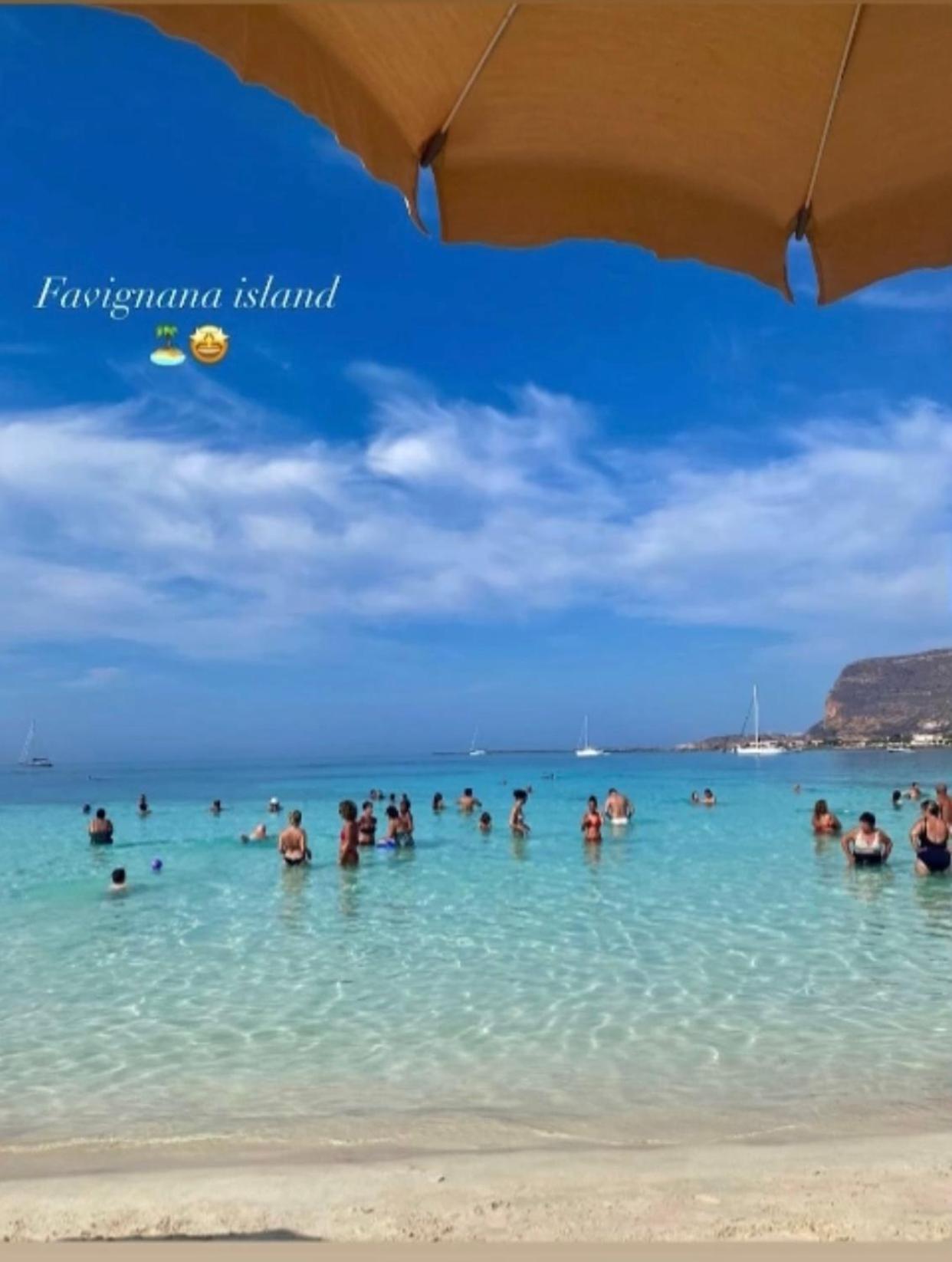 Stabilimento Lido Burrone Bed and Breakfast Φαβινιάνα Εξωτερικό φωτογραφία